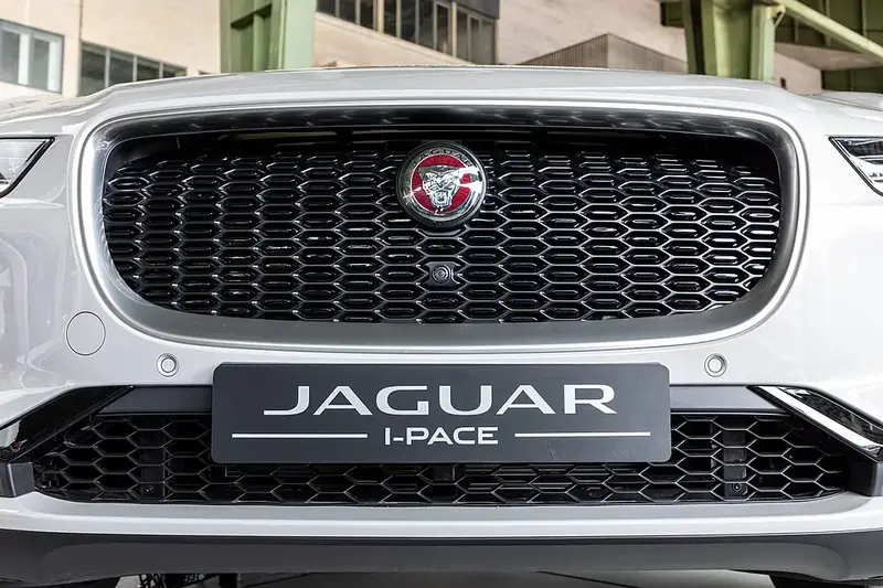 Jaguar E Pace