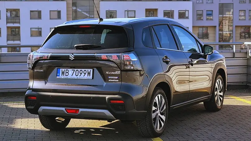 Suzuki S-Cross