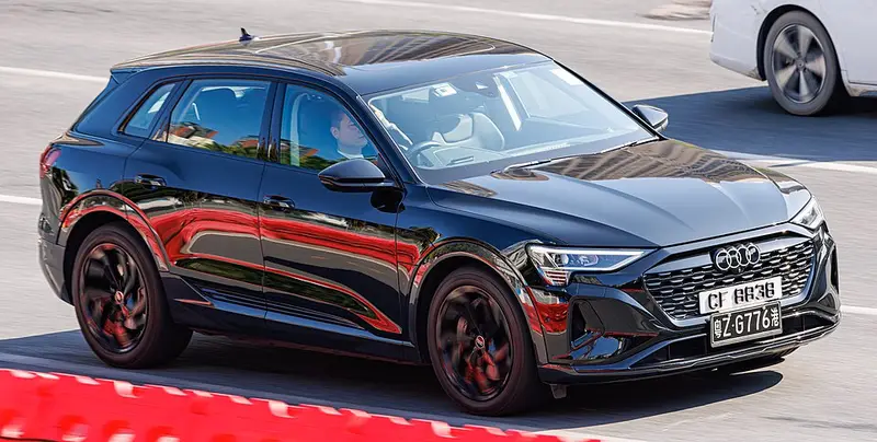 Audi Q8 50 e-tron