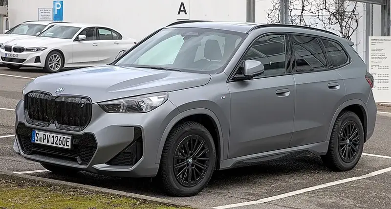 BMW Ix1