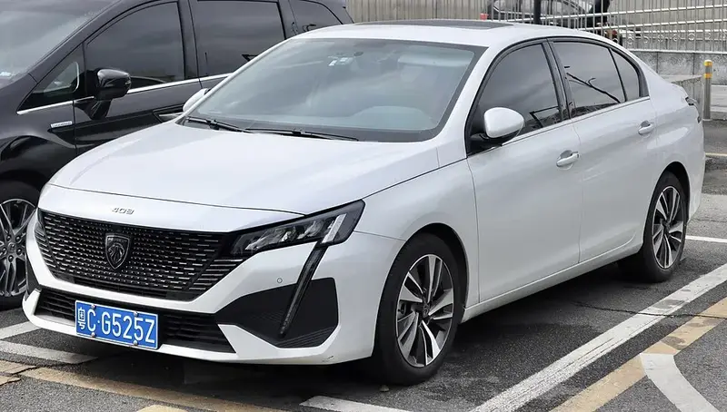 Peugeot 408