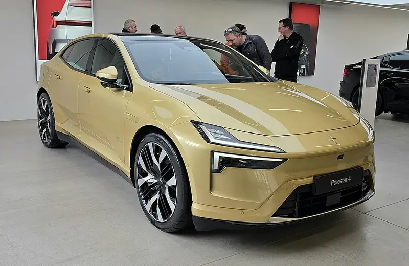 Polestar 4