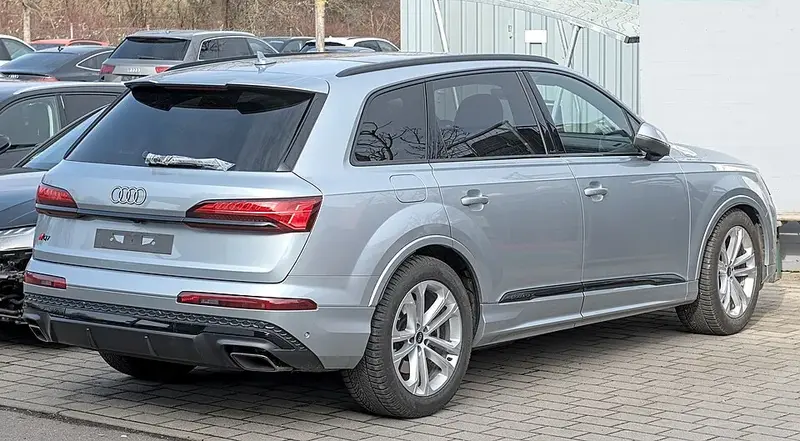 Audi Q7 55 TFSI e
