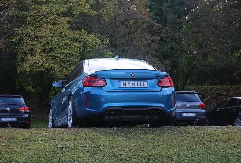 BMW M2